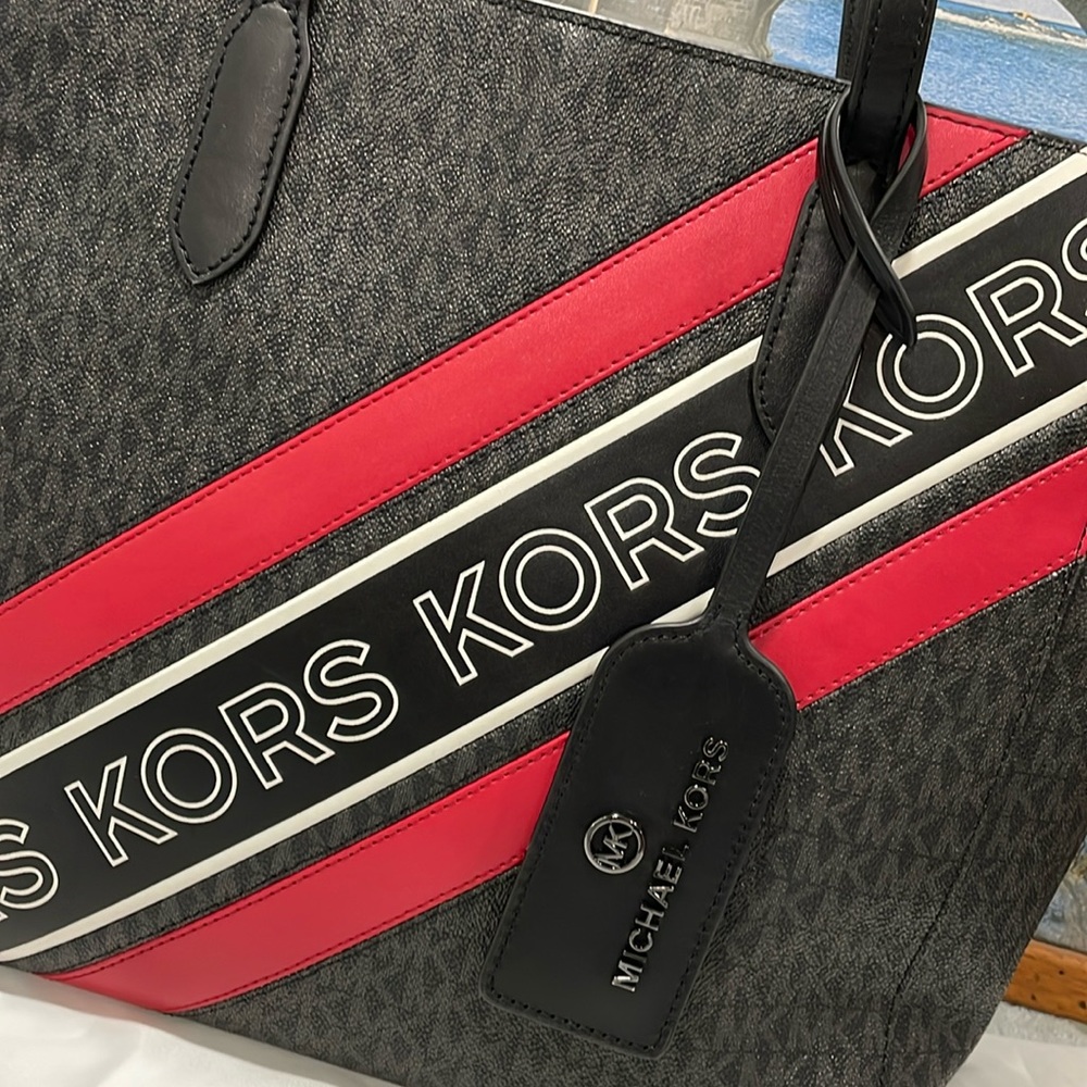 Michael Kors Tote - Picture 2 of 10
